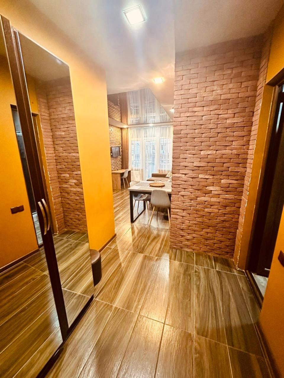 Marnika Apartment Batumi Eksteriør billede